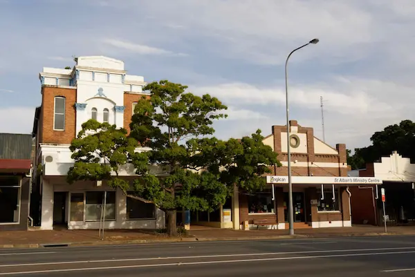 Muswellbrook (77)